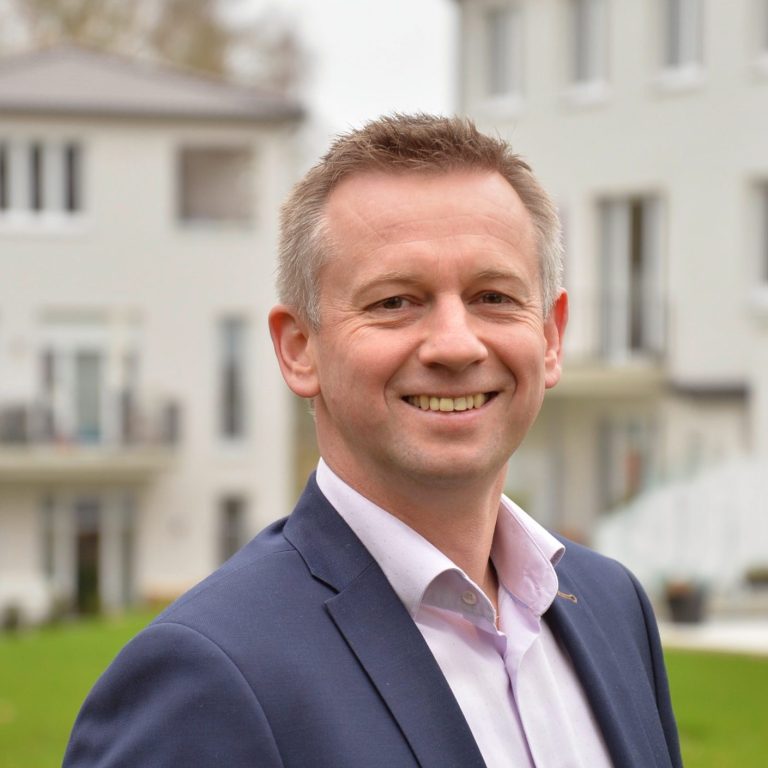 DIrk Valtingojer Escheberg Baubeteiligungs GmbH